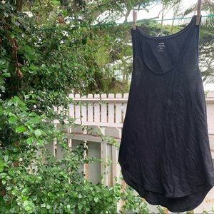 Old Navy black tank top 🖤